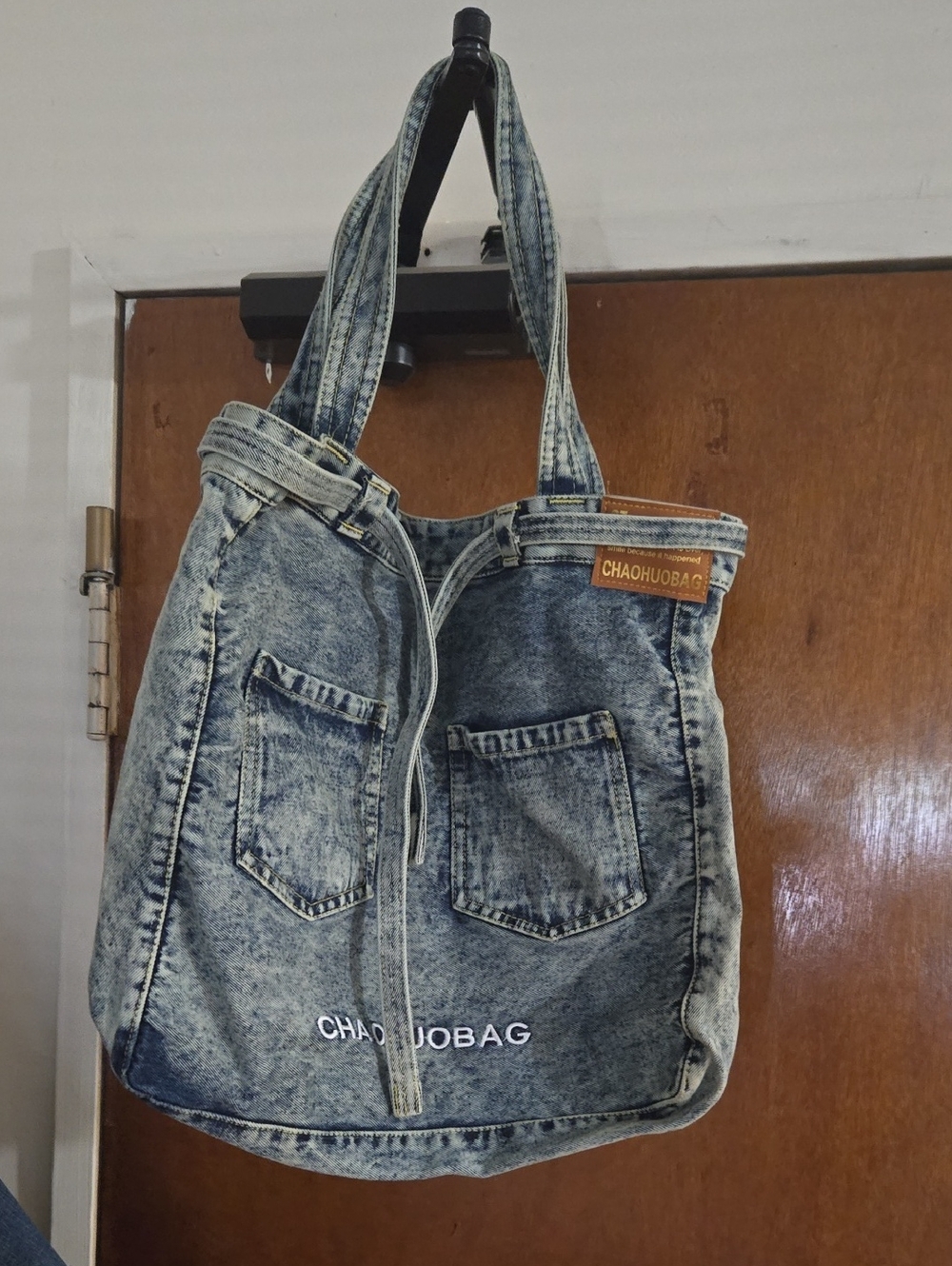 Women's Washed Denim Shoulder Bag - Blue